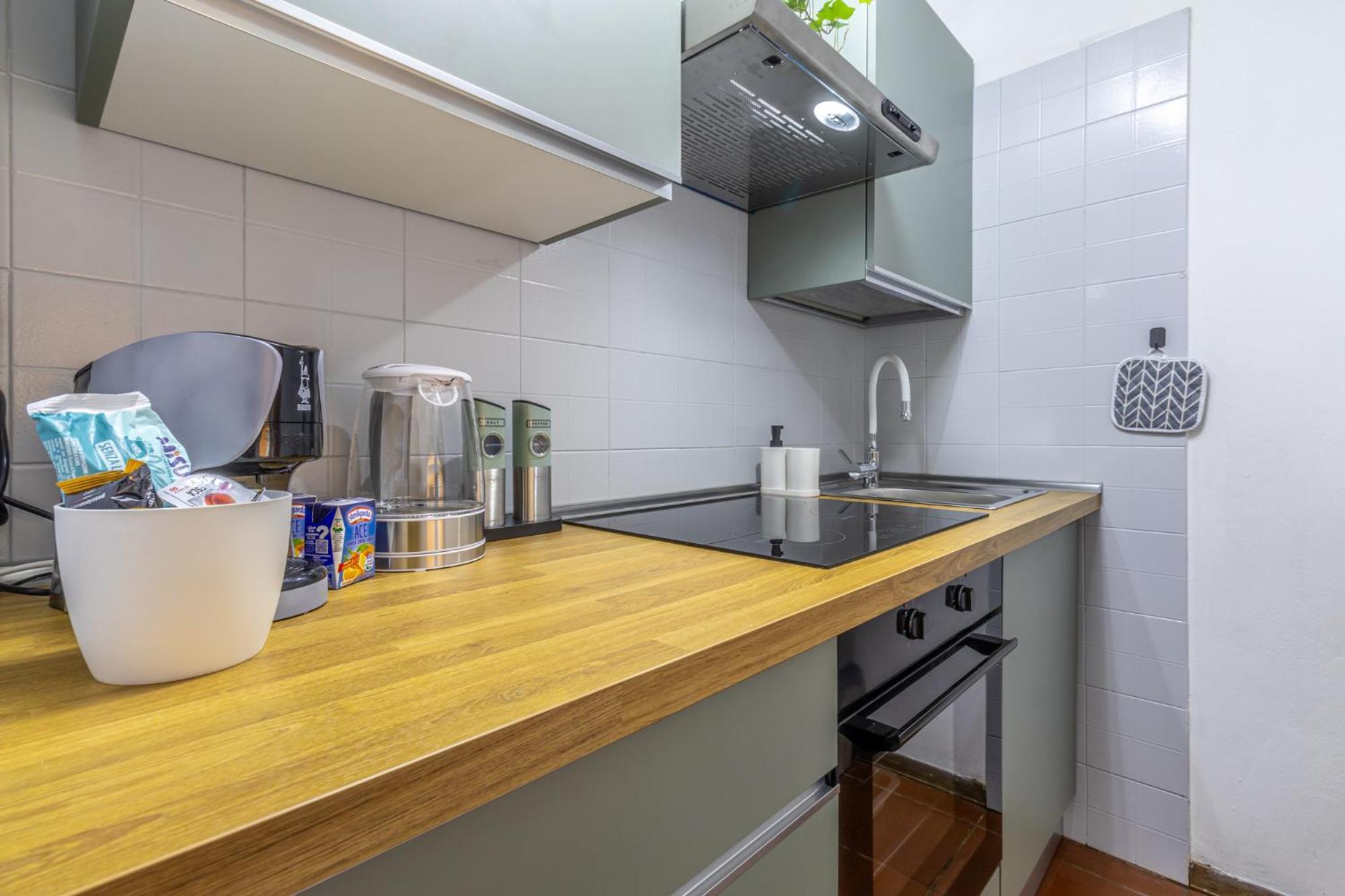 Ottonelli Street Stay- Wifi Fibra Free Tra Storchi & Centro Storico Modena Kültér fotó